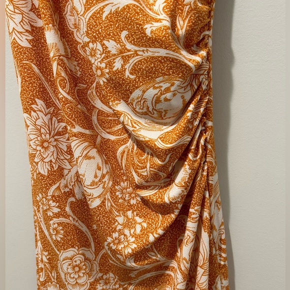 Joie Burnt Orange Floral Dress ruching and V neck Size S - Picture 3 of 5